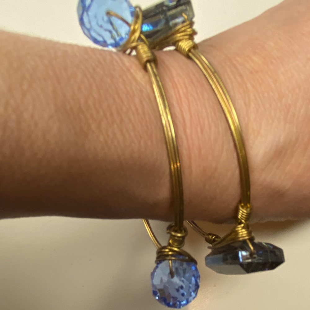 Crystal Bangle bracelet set. Blue crystal. 2.5 “ across. Gold tone.
